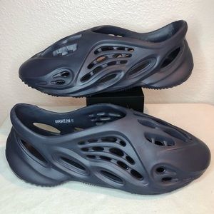 New FOAM Runner Sneakers Slides ‘Yeezy Type’ Mineral Blue Men’s size 10